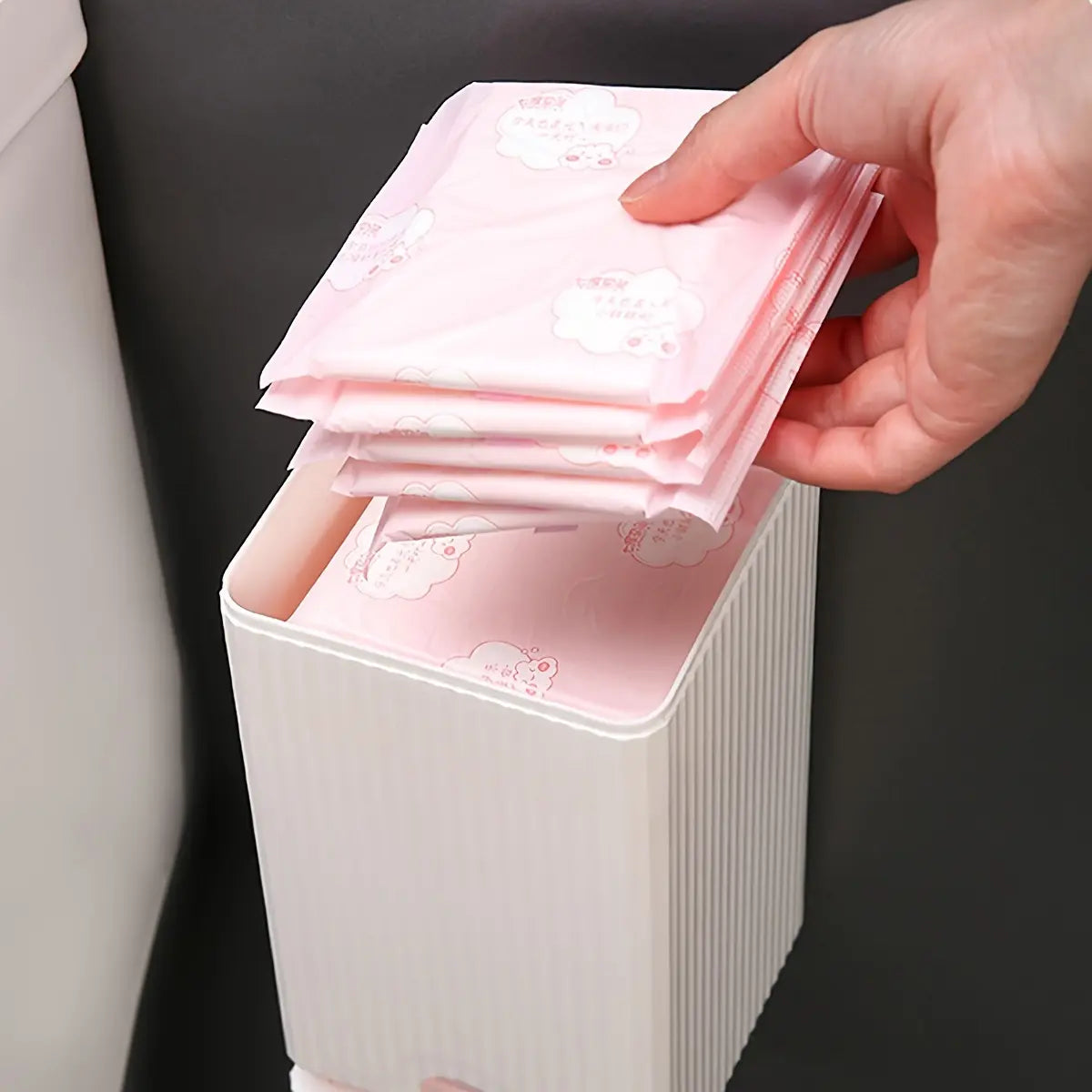 Wall-Mounted Sanitary Napkin Storage Box with Pastel Lid and Bottom Opening [YQT:AS-261008-006:f027ab22038f1202]